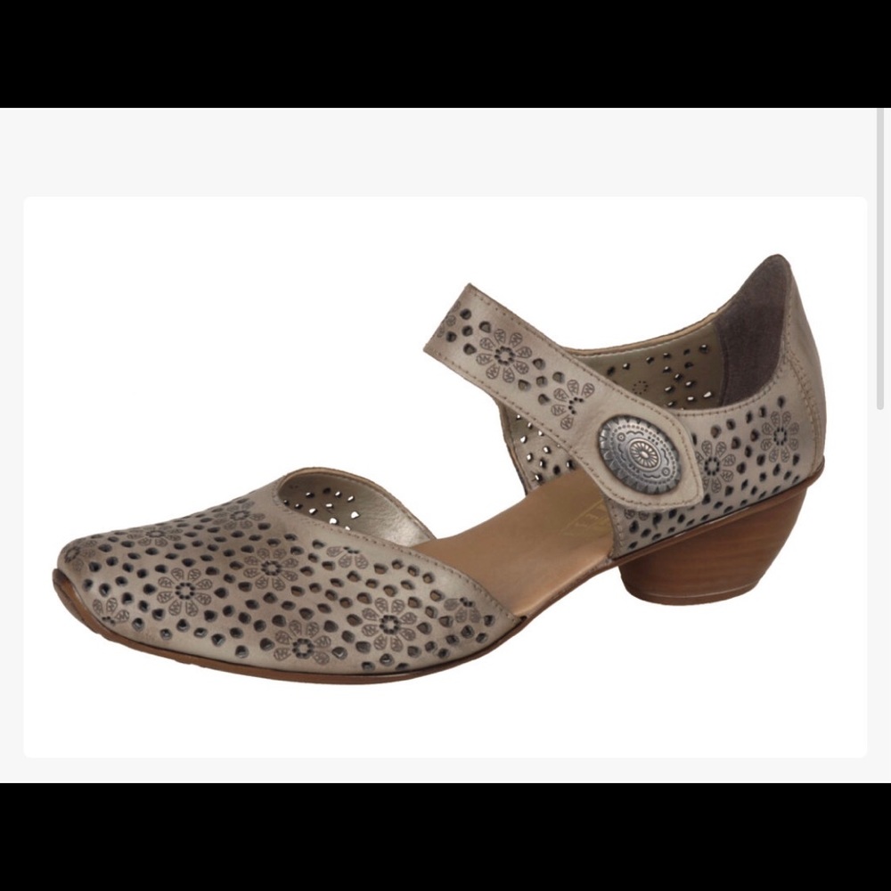 Women's Rieker, Mirjam 11 Pump NWT size 6